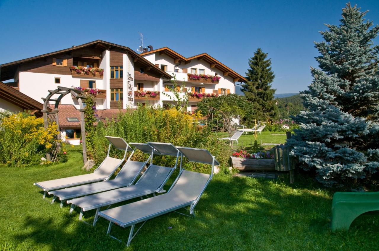 Parc Hotel Tyrol 카스텔로토 외부 사진