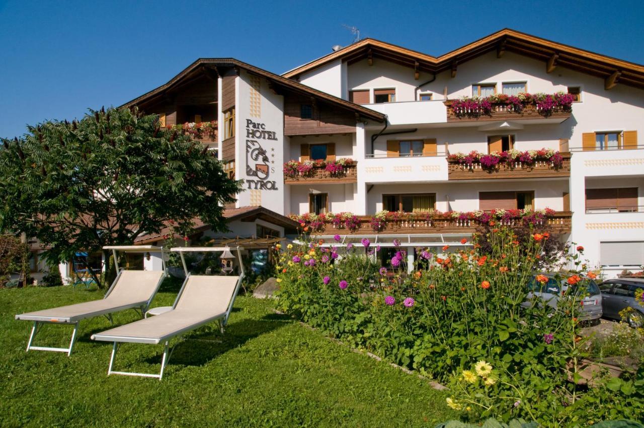 Parc Hotel Tyrol 카스텔로토 외부 사진