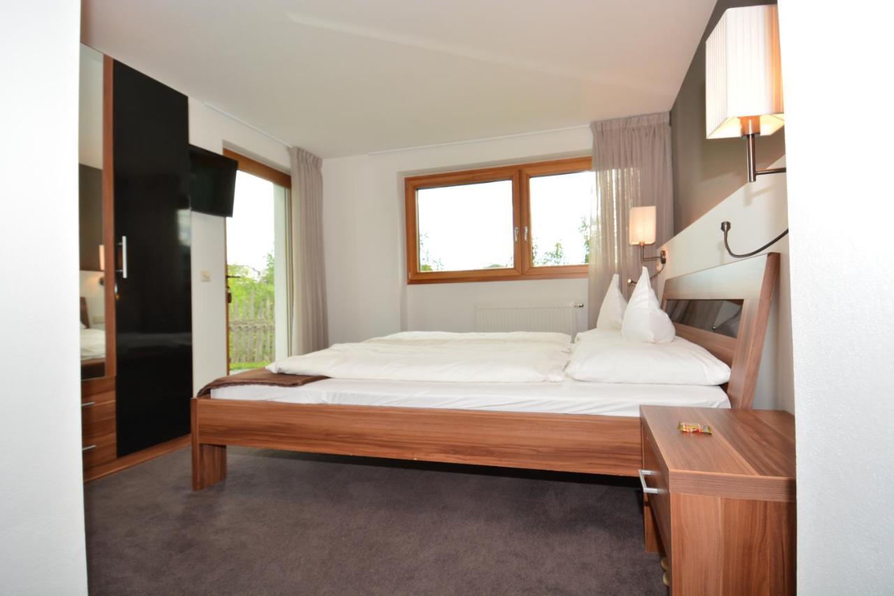 Parc Hotel Tyrol 카스텔로토 외부 사진
