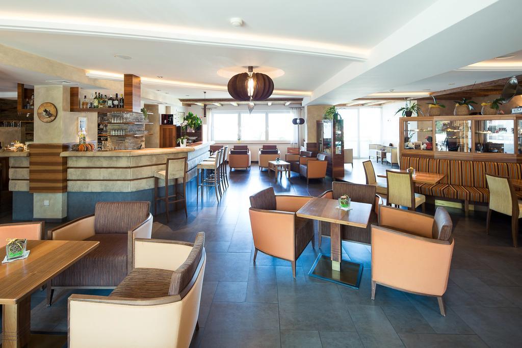 Parc Hotel Tyrol 카스텔로토 외부 사진